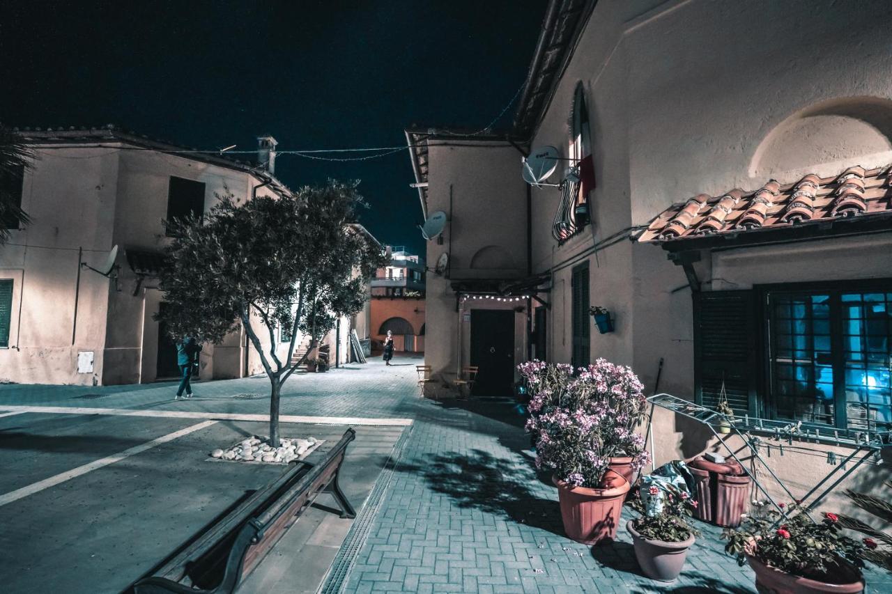 Roma Al Mare! Le Comete Del Borghetto Lido di Ostia Exterior foto