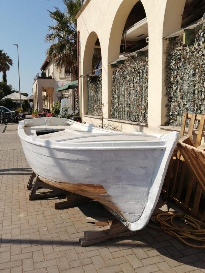 Roma Al Mare! Le Comete Del Borghetto Lido di Ostia Exterior foto